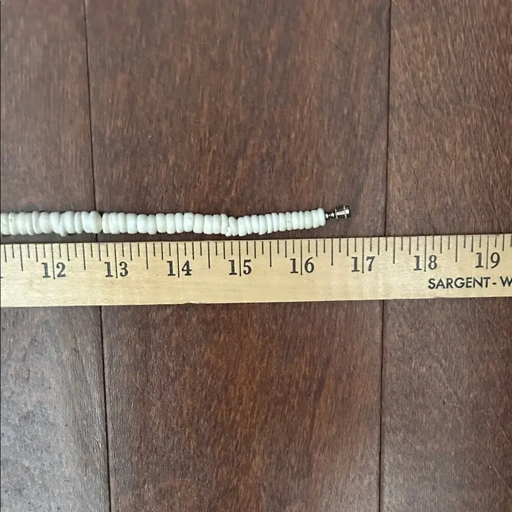 Vintage Hawaiian Puka Shell Necklace with Nickel Toned Barrel Clasp